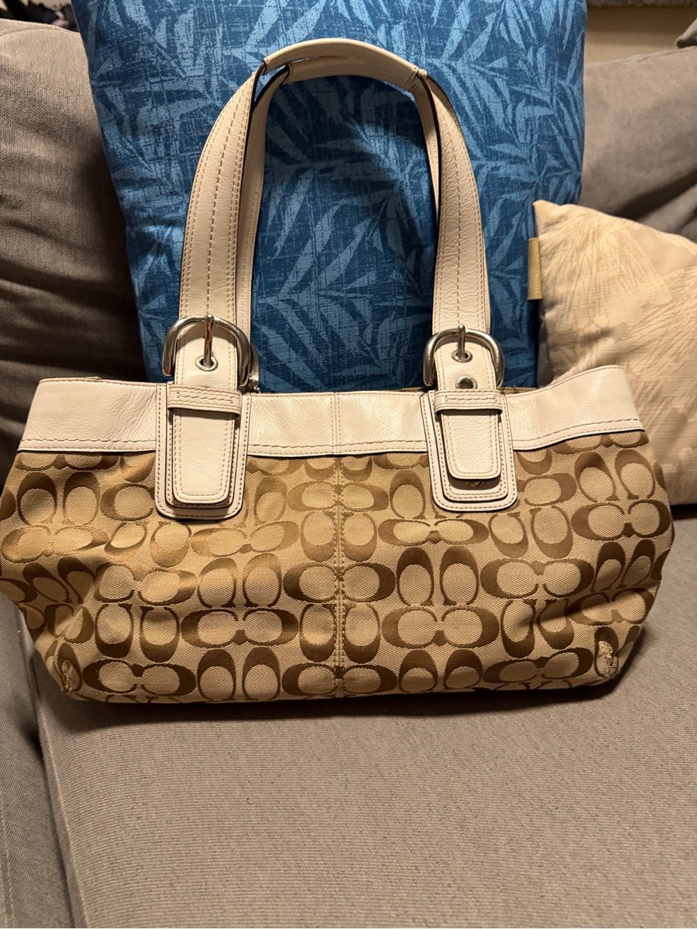 Coach Signature Soho Pleated Tote - Picture 9 of 12